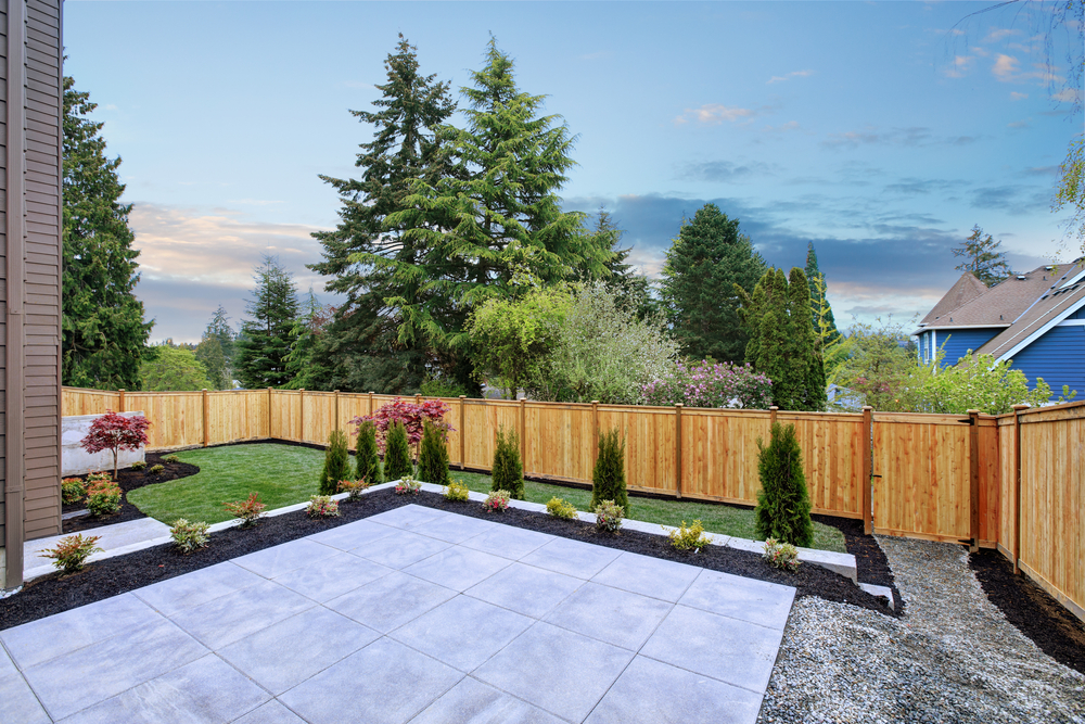 pose de carrelage sur une terrasse